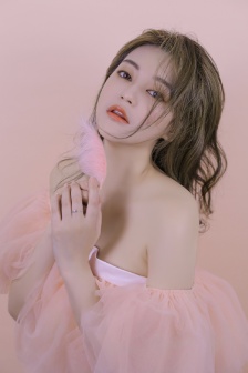 倾世皇妃角色莫愁